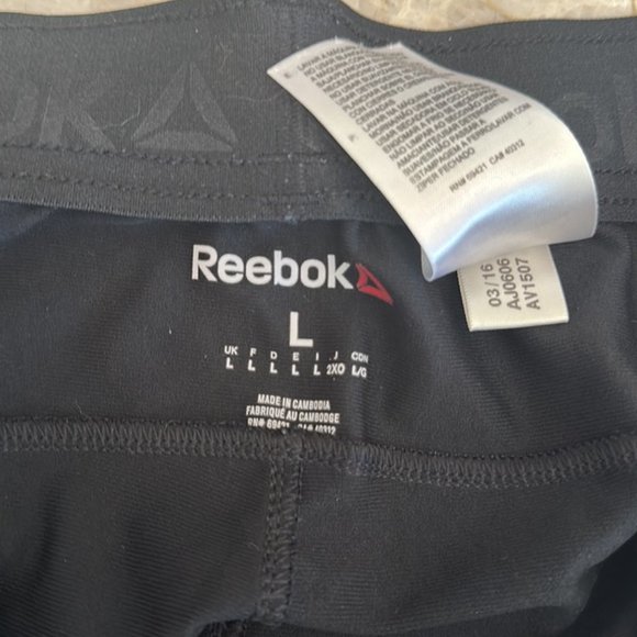 Reebok track pants - Picture 4 of 5